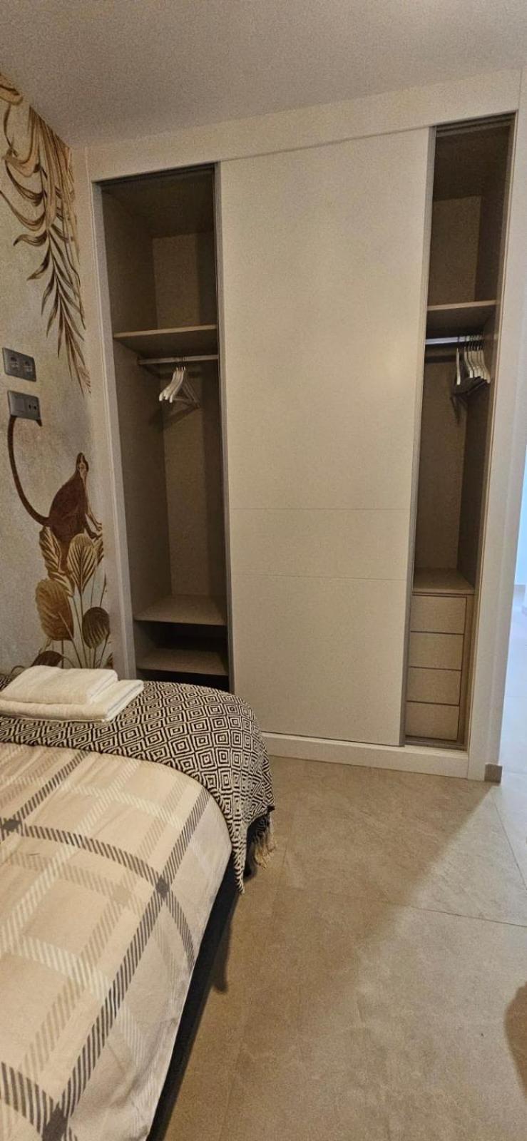 Olivia - Sunset Cliffs Apartment Benidorm